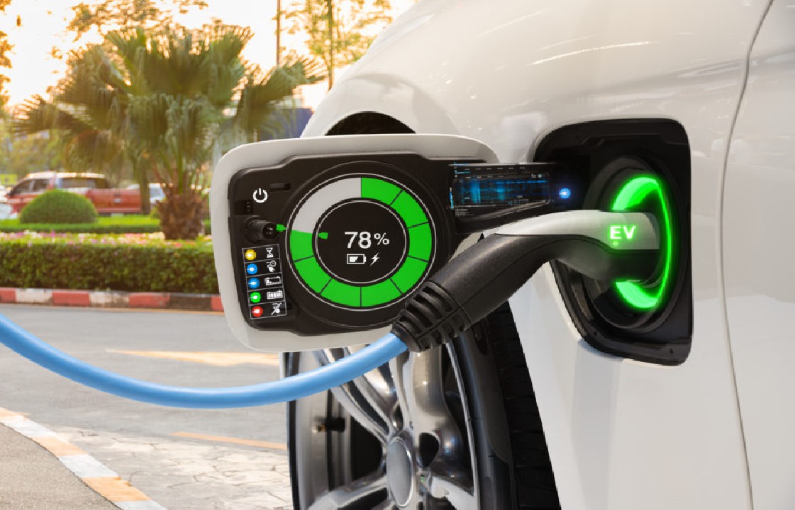 Elektrikli Otomobiller: Geleceğin Taşımacılık Çözümü