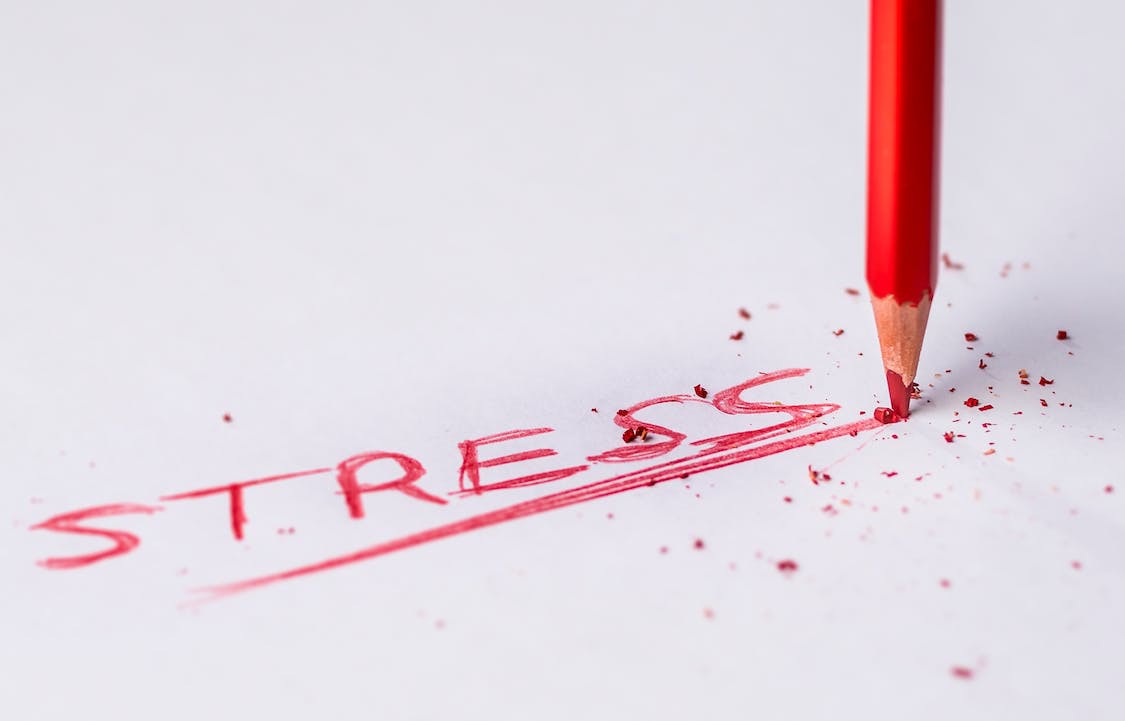 Stres Yönetimi: Günlük Hayatınızda Uygulayabileceğiniz 5 Etkili Yöntem